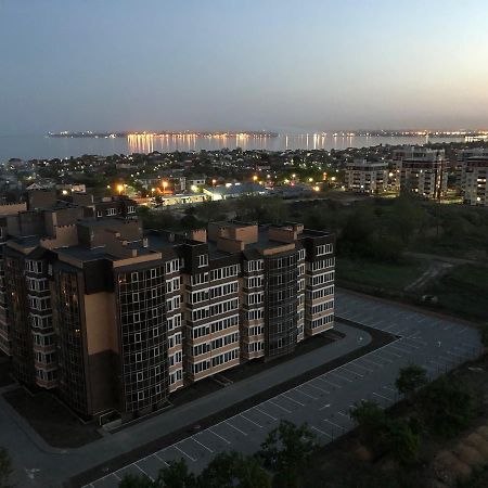 Zhemchuzhnie Apartments On Marselskaya オデッサ エクステリア 写真